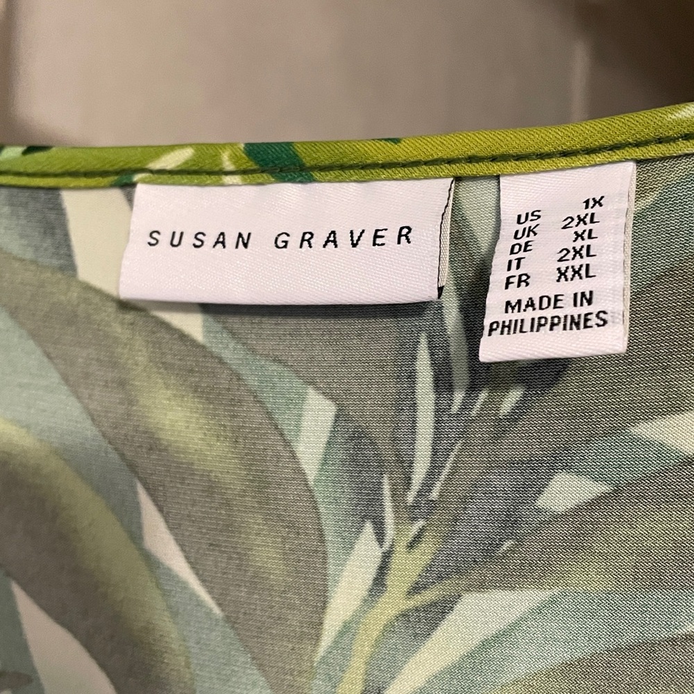 Susan Graver Green Leaf Print Top - Picture 2 of 7